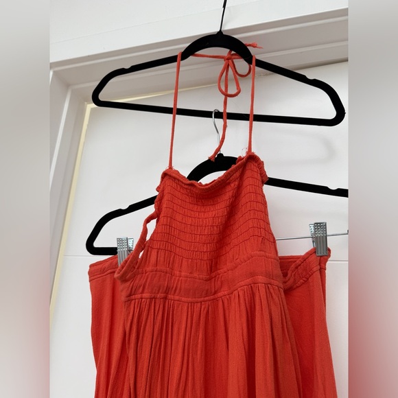 Amazon Red Boho Halter Maxi Dress Smocked Bodice Ruffle Hem Summer Chic Size M - Picture 6 of 11